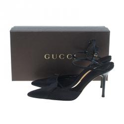 Pre Owned صندل غوتشي بطيات و جلد بحزام للكاحل ومقدمة مدببة ساتان أسود مقاس 37.5