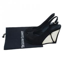 مملوكة مسبقًا Gucci Black Suede Peep Toe Slingback Platform Wedge Sandals Size 36