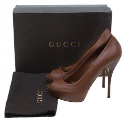 مملوكة مسبقًا Gucci Brown Leather Sofia Peep Toe Platform Pumps Size 39