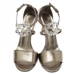 Pre Owned صندل غوتشي جلد برونزي ميتاليك شعار GG المرصع بحزام للكاحل مقاس 37