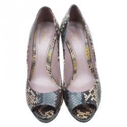 Pre Owned حذاء كعب عالي غوتشي جلد ثعبان ثنائي اللون مقدمة مفتوحة نعل سميك مقاس 39