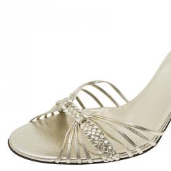 مملوكة مسبقًا صندل سلايد غوتشي جلد ذهبي ميتاليك مقاس 41