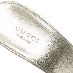 مملوكة مسبقًا صندل سلايد غوتشي جلد ذهبي ميتاليك مقاس 41