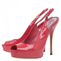 Pre Owned صندل غوتشي صوفيا جلد أحمر لامع نعل سميك بفتحة كعب مقاس 37.5