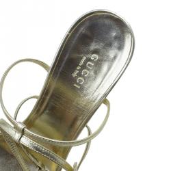 Pre Owned صندل غوتشي جلد ذهبي ميتاليك بالشعار GG وسيور مقاس 38