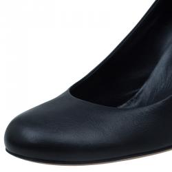 مملوكة مسبقًا حذاء كعب عالي غوتشي جلد GG منقوش كعب روكي مقاس 36