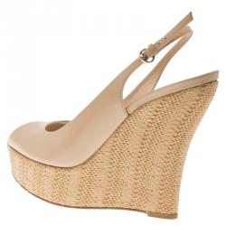 Pre Owned Gucci Beige Patent Strafish Raffia Slingback Platform Wedge Sandals Size 37.5