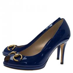 مملوكة مسبقًا Gucci Blue Patent New Hollywood Horsebit Peep Toe Pumps Size 36.5
