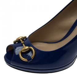 مملوكة مسبقًا Gucci Blue Patent New Hollywood Horsebit Peep Toe Pumps Size 36.5