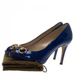 مملوكة مسبقًا Gucci Blue Patent New Hollywood Horsebit Peep Toe Pumps Size 36.5