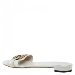 مملوكة مسبقًا Gucci Cream Leather Interlocking GG Flat Slides Size 40.5