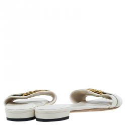 مملوكة مسبقًا Gucci Cream Leather Interlocking GG Flat Slides Size 40.5