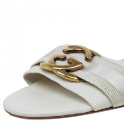 مملوكة مسبقًا Gucci Cream Leather Interlocking GG Flat Slides Size 40.5