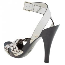 Pre Owned صندل غوتشي بسيور للكاحل كريس كروس جلد مضفر كريمي مقاس 37.5