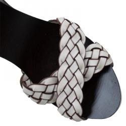 Pre Owned صندل غوتشي بسيور للكاحل كريس كروس جلد م ضفر كريمي مقاس 37.5