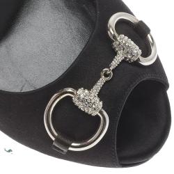 Pre Owned حذاء كعب عال ي غوتشي دورساي ساتان أسود إكسسوار هورسبيت كريستال مقاس 39