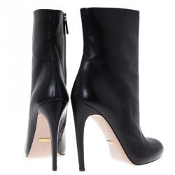 Pre Owned Gucci Black Leather Ankle Boots Size 39