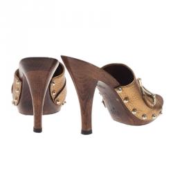 Pre Owned Gucci Gold Metallic Leather Icon Bit Clogs Size 37