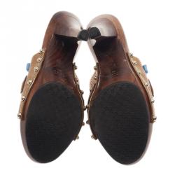 Pre Owned Gucci Gold Metallic Leather Icon Bit Clogs Size 37