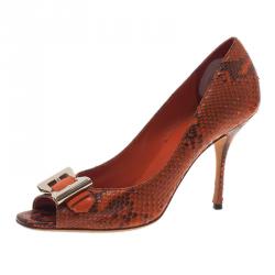 Pre Owned حذاء غوتشي جلد ثعبان برتقالي بفيونكة وأبزيم مقدمة مفتوحة مقاس 37