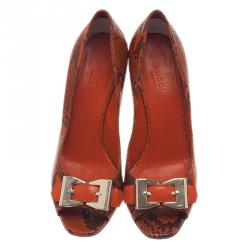 Pre Owned حذاء غوتشي جلد ثعبان برتقالي بفيونكة وأبزيم مقدمة مفتوحة مقاس 37