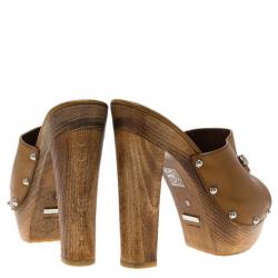 مملوكة مسبقًا Gucci Brown Leather Horsebit Morena Platform Mules Size 39