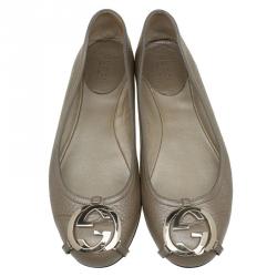 مملوكة مسبقًا Gucci Beige Leather GG Interlocking Buckle Ballet Flats Size 36