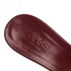 مملوكة مسبقًا صندل سلايد غوتشي جلد غوتشيسيما أحمر مقاس 35.5