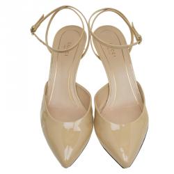 مملوكة مسبقًا Gucci Beige Patent Ankle Strap Pointed Toe Kitten Heel Sandals Size 40.5