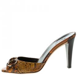 مملوكة مسبقًا Gucci Orange Python Horsebit Bamboo Detail Peep Toe Slides Size 40