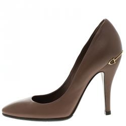 Pre Owned Gucci Brown Leather Elizabeth Horsebit Heel Detail Pumps Size 39