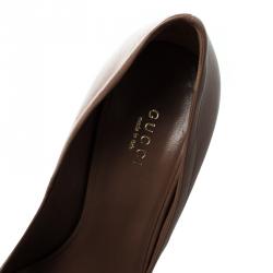 Pre Owned Gucci Brown Leather Elizabeth Horsebit Heel Detail Pumps Size 39