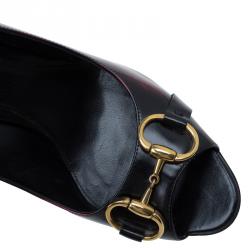 Pre Owned حذاء كعب عالي غوتشي جلد ثنائي اللون هورسبيت مقدمة مفتوحة مقاس 38