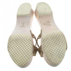 مملوكة مسبقًا Gucci Beige GG Canvas Cross Strap Wooden Clog Slides Size 40