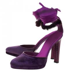 مملوكة مسبقًا صندل غوتشي كاحل ملتف فرو منك وقطيفة بنفسجي مقاس 39