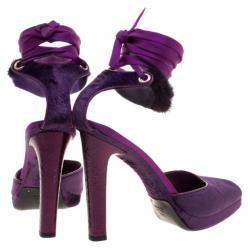 مملوكة مسبقًا صندل غوتشي كاحل ملتف فرو منك وقطيفة بنفسجي مقاس 39