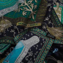 مملوكة مسبقًا Hermes Green Cavaliers Du Caucase Silk Square Scarf