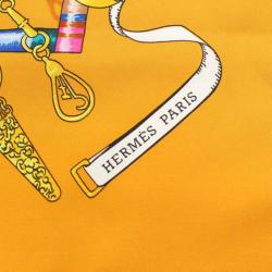 Pre Owned Hermes Yellow Silk Petite Main Scarf 90cm