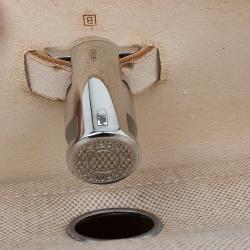 مملوكة مسبقًا Hermes Tan Leather and Beige Toile Canvas Large Herbag