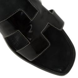 مملوكة مسبقًا Hermes Black Leather Oran Flat Sandals Size 40.5