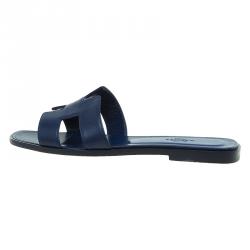 مملوكة مسبقًا Hermes Navy Blue Leather Oran Sandals Size 39