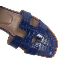 Pre Owned صندل سلايد هيرمس أوران بوكس نقشة التمساح أزرق مقاس 37.5