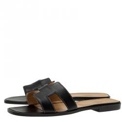 black oran sandals