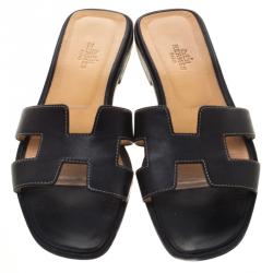 Pre Owned Hermes Black Leather Oran Sandals Size 37.5