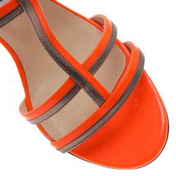 مملوكة مسبقًا صندل جيمي تشو تابيثا جلد برتقالي نيون مقاس 40