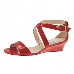 مملوكة مسبقًا صندل جيمي تشو جلد أحمر لامع تشيارا مقاس 40