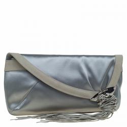 مملوكة مسبقًا Jimmy Choo Grey Satin Carissa Clutch