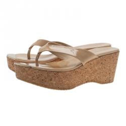 مملوكة مسبقًا Jimmy Choo Beige Patent Leather Pathos Thong Cork Wedge Slides 41