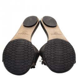 Pre Owned Jimmy Choo Black Leather Neave Floral Appliqué Slides Size 40