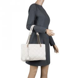 Pre Owned Kate Spade Off White Quilted Leather Emerson Place Phoebe Tote